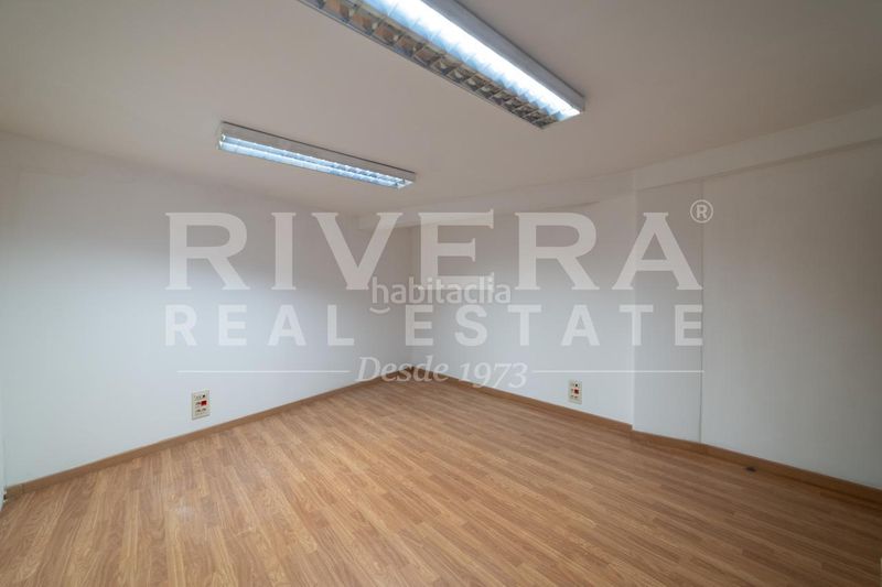 Foto ab96c47c-fe93-4457-8239-bbec6f87d92a. Local comercial a O Castro Vigo