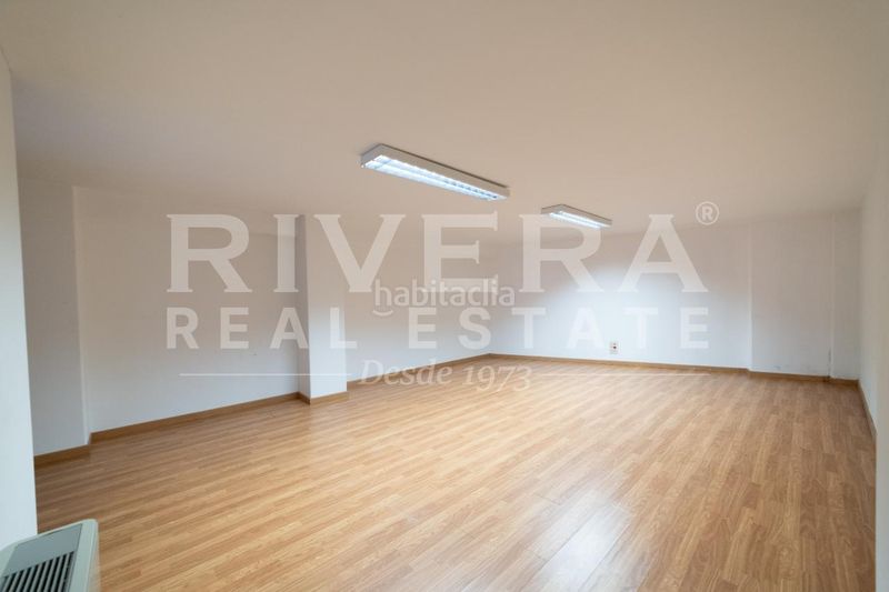 Foto f49781f1-fb9d-4321-90ff-fc9ba019b8bd. Local comercial a O Castro Vigo