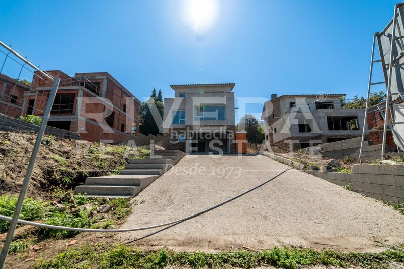 Foto 2d4c1659-9bdc-4fca-be92-400ee48e5c3a. Xalet amb calefacció aparcament a Gondomar