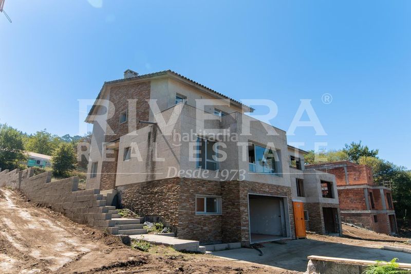 Foto 523e7000-97f5-4e4c-addc-5dbc2a179a34. Xalet amb calefacció aparcament a Gondomar