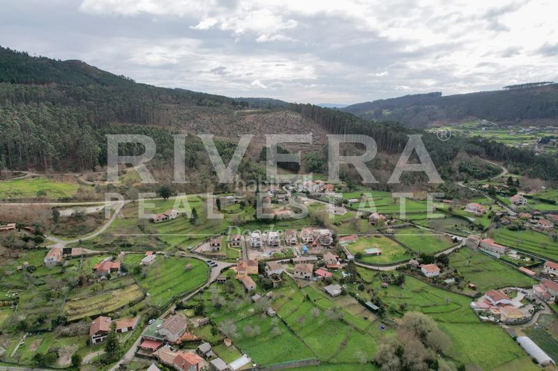 Foto c9dbfaef-45c1-4527-b6af-f3fbdb63b1f3. Xalet amb calefacció aparcament a Gondomar