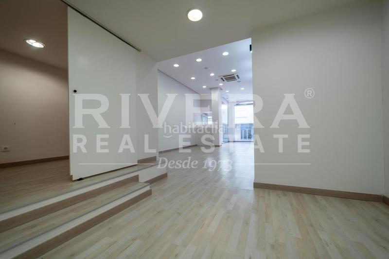 Foto ae6cb80d-d66f-40f6-add9-b8d1f37789f6. Business premise in Sanxenxo pueblo Sanxenxo