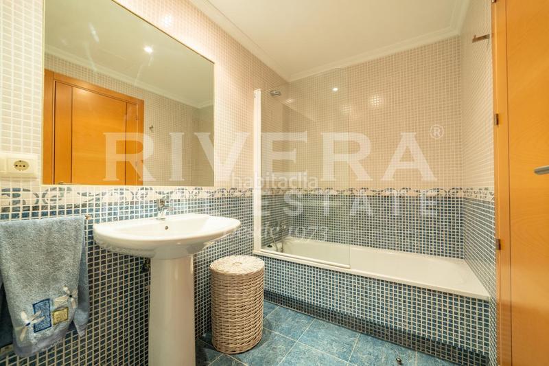 Foto d10d51fc-aa98-427f-a492-d3cc61ab2358. Flat with heating parking pool in Sanxenxo pueblo Sanxenxo