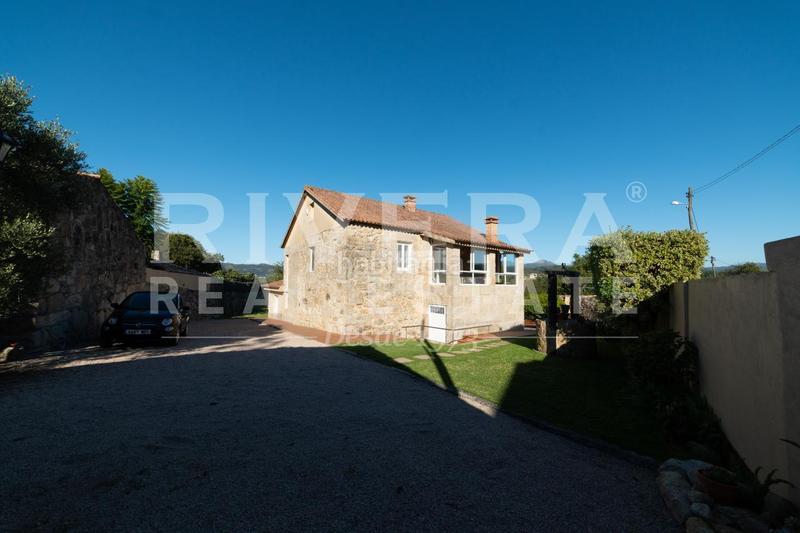 Foto a9e3feb1-ae5f-4778-ae46-2ade83a0555c. Haus mit heizung in San Pedro da Ramallosa Nigrán