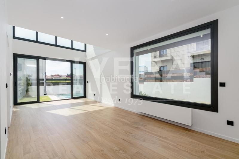 Foto 506407f8-5418-474a-ac7f-f5e30b470dbb. Casa en Navia Vigo