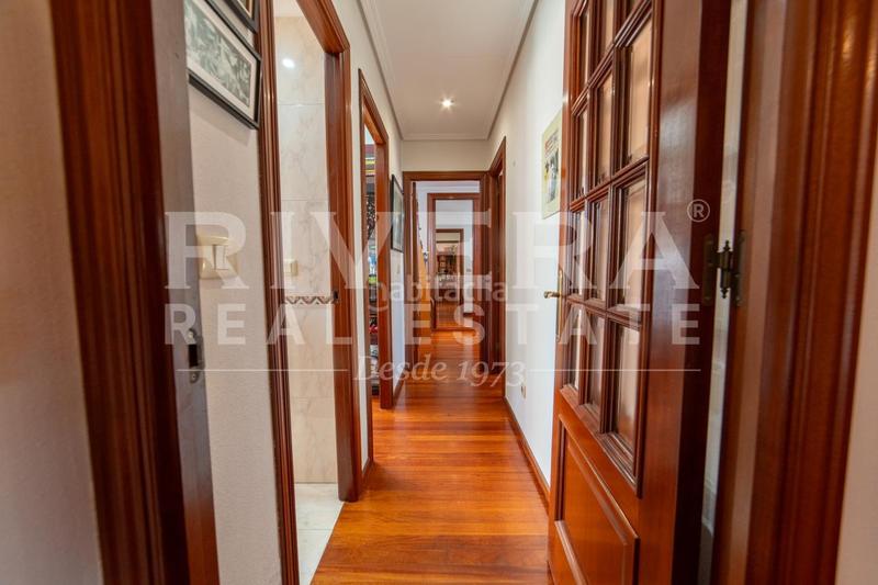 Foto 1ec5313a-c0b5-4f37-b5f7-8d5c42a8a802. Penthouse with heating parking in Fátima Vigo