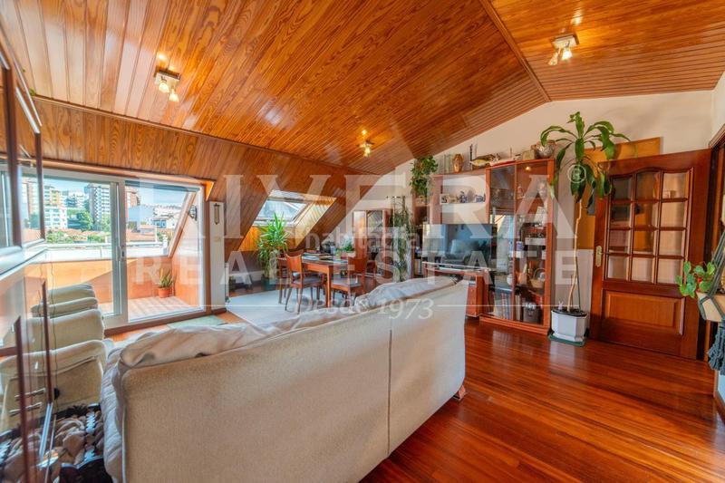 Foto f6914a2b-9c60-4bc1-ae57-fb691c178422. Penthouse with heating parking in Fátima Vigo