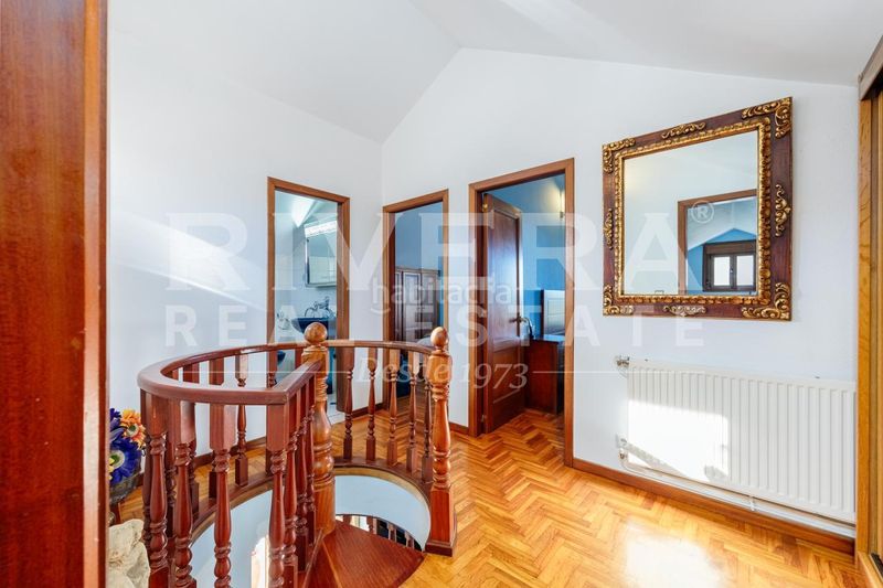 Foto 03cba027-41ea-4e9f-880e-450819a6b6ac. Xalet amb calefacció aparcament piscina a Nigrán centro Nigrán