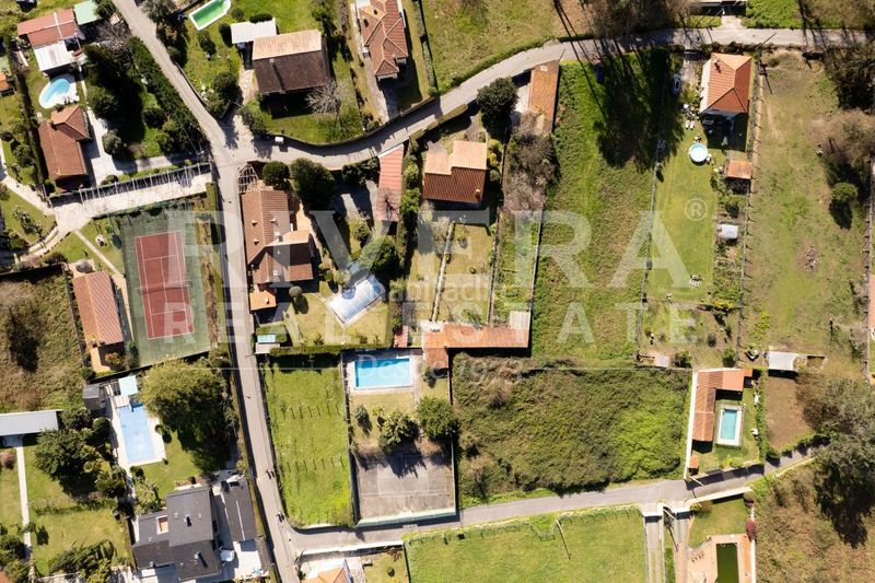 Foto 2c54748b-e4e3-468a-b351-47a881f6c75f. Xalet amb calefacció aparcament piscina a Nigrán centro Nigrán