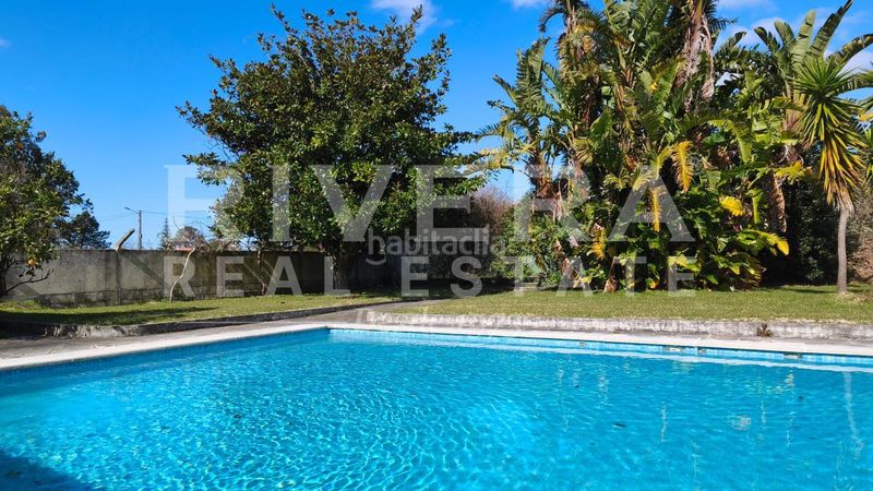 Foto 7106ff6c-cdd0-4adf-b4ae-e100ffe0cfba. Xalet amb calefacció aparcament piscina a Nigrán centro Nigrán