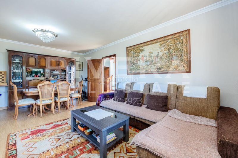 Foto 75b9329e-f82e-4ed7-a92d-d76717d68556. Xalet amb calefacció aparcament piscina a Nigrán centro Nigrán