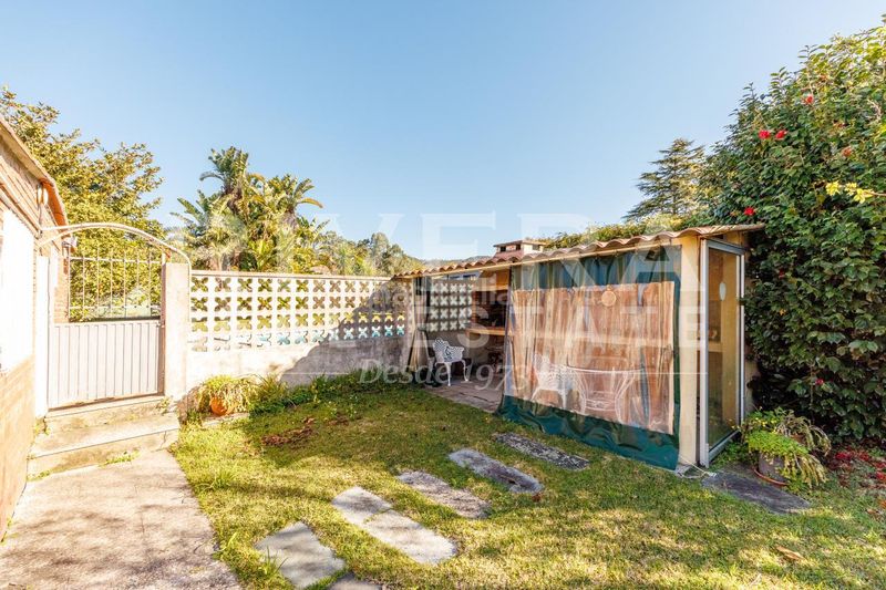 Foto 865abbbc-22e3-4ef9-a069-a1a7ad1a8553. Xalet amb calefacció aparcament piscina a Nigrán centro Nigrán