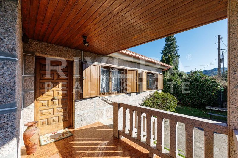 Foto 96943e5a-2356-470d-ac2e-398ea28e69c9. Xalet amb calefacció aparcament piscina a Nigrán centro Nigrán