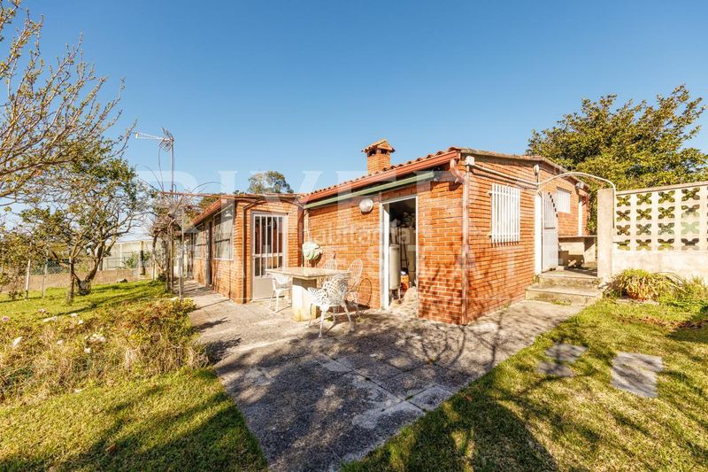 Foto b20255cf-58ae-4c71-86db-cb7b88011f39. Xalet amb calefacció aparcament piscina a Nigrán centro Nigrán