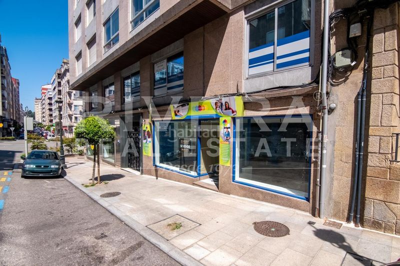 Foto cbab24b5-8a62-4c60-8693-0c731e5709f9. Local comercial en Plaza España - Corte Inglés Vigo