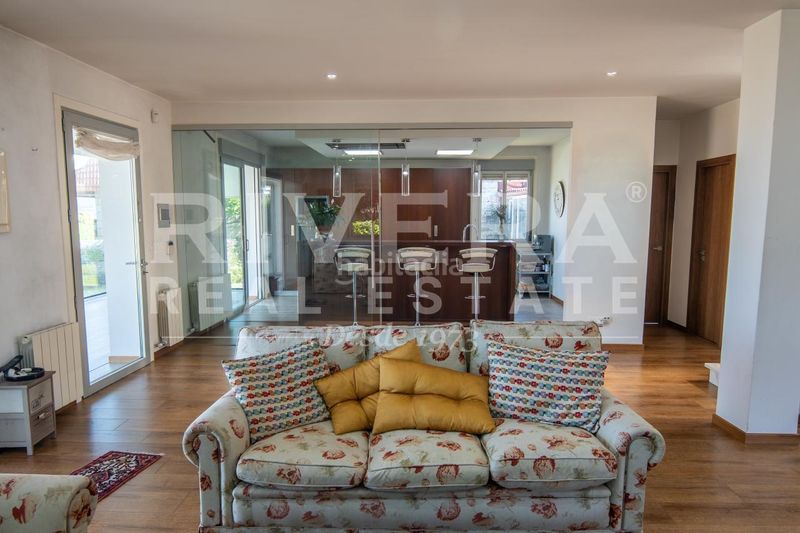 Foto 08cf8020-fc0d-4b9d-a21a-abb1e57774e2. Chalet en Redondela