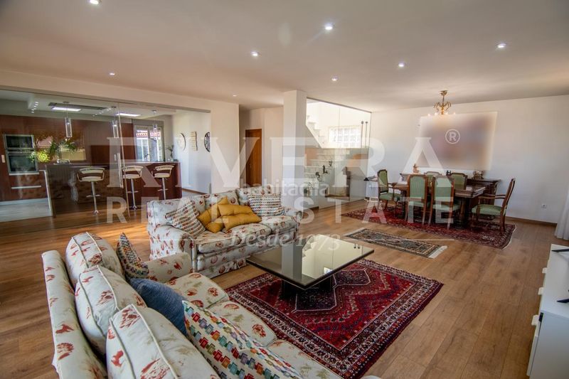 Foto 4ecbeacb-65a3-4703-b310-d8937a920435. Chalet en Redondela