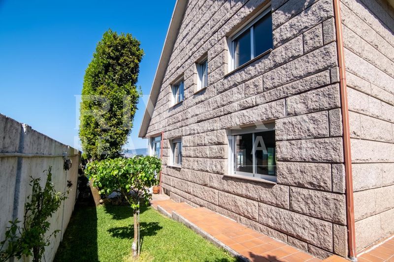 Foto 6ea266f3-4b1c-49a2-af55-305a3f338a60. Chalet en Redondela