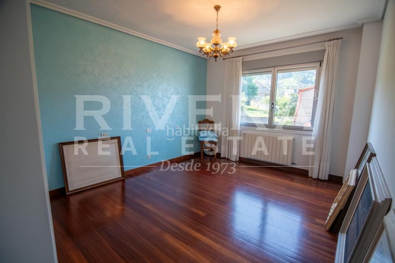 Foto 9a92ef2f-1426-47e4-8612-bd70eb963fb0. Chalet en Redondela