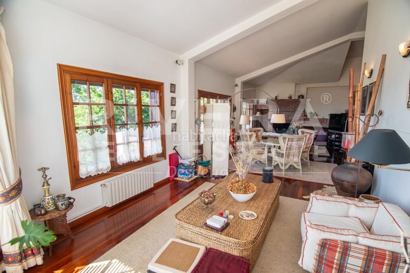 Foto 7c60a35d-2ca4-4279-95ac-0b495be4a496. Chalet en Valadares - Beade Vigo
