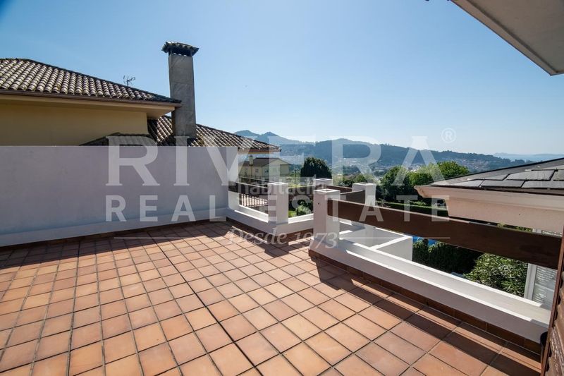 Foto f620e46a-ede6-47f0-b607-18a677549908. Chalet en Valadares - Beade Vigo