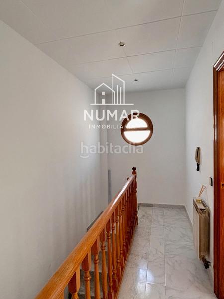 Foto bdcfba6c-9a56-41c4-9ed9-9009b10a0949. Casa adossada amb calefacció a Camí de la Serra Mataró