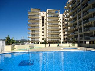 Appartement in Carrer d' alacant 10. Se vende caleta ii 8º + parking (peñiscola)