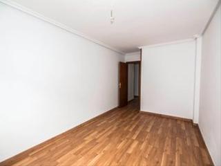 Piso  Calle luna