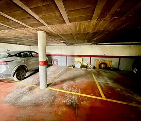 Aparcament cotxe  Carrer col·legi. Se venden 7 plazas de parking de coche y 3 de moto.