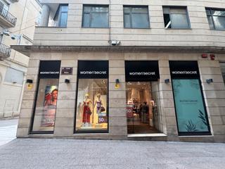 Local Comercial a Carrer major 45. Local alquilado en venta