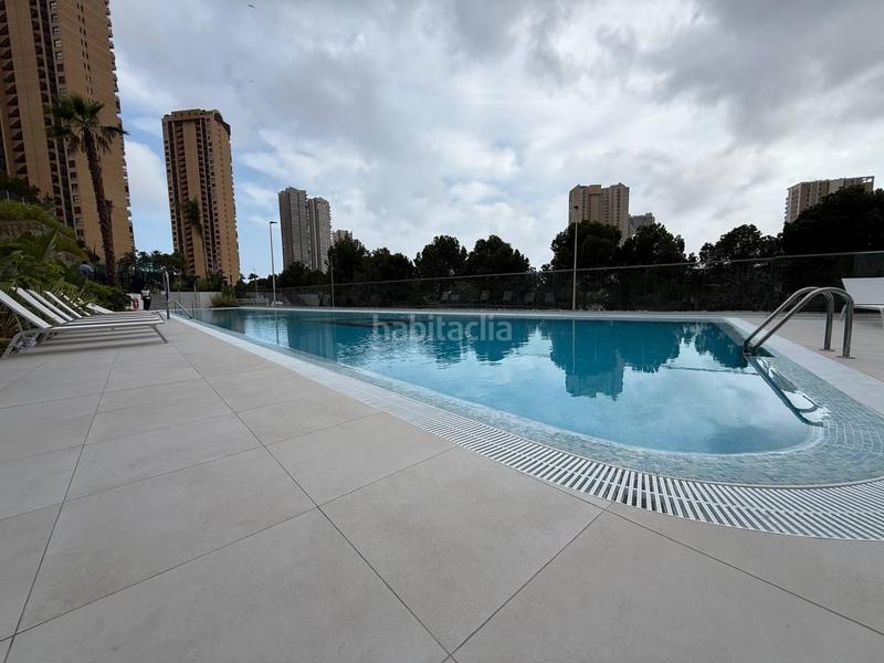 Foto 4f99e82e-3d7c-4c7f-8dff-63b5f262382c. Apartamento s con vistas al mar y al campo de golf en Benidorm