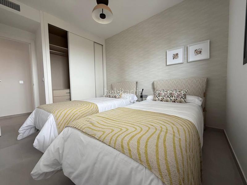 Foto 81e08f5b-7872-49e3-970e-12208c13ef64. Apartamento s con vistas al mar y al campo de golf en Benidorm