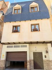 Maison à El Molino. Amplia casa de 4 plantas en venta en el centro de torrevieja