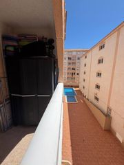 Apartament a El Molino. Descubre este encantador apartamento en pleno centro de torrevie