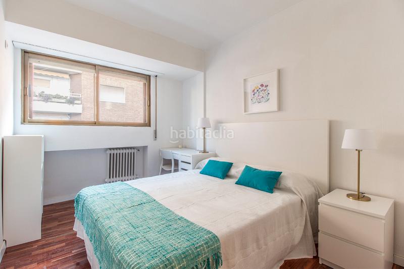 Foto 970763fe-624b-408e-b402-4aed5743659e. Alquiler piso alegre y luminoso aptto. ext., planta 3ª, céntrico, 3 dorm. , 2 aseos, terraza, amueblado, cocina completa; servicio de portería en Madrid
