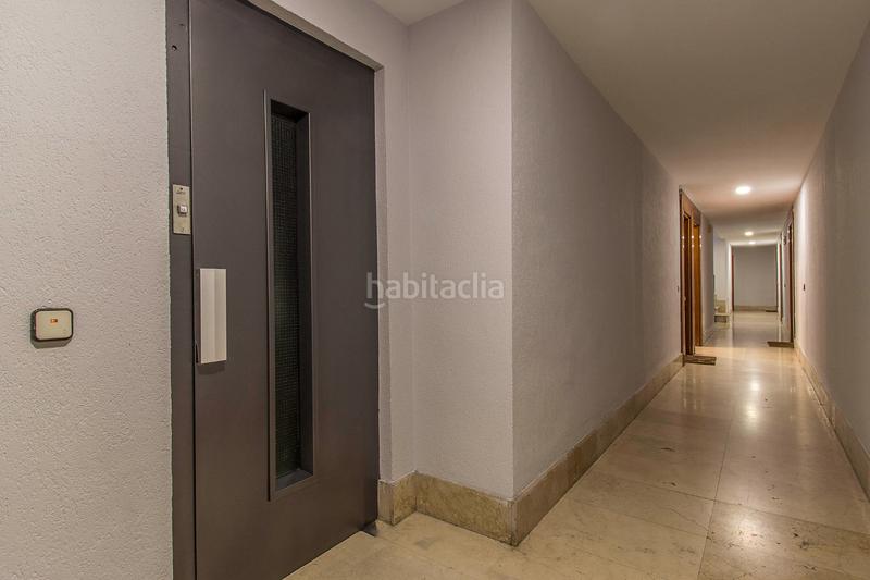 Foto a78ce474-543c-44d5-a148-08070e7b5bc5. Alquiler piso alegre y luminoso aptto. ext., planta 3ª, céntrico, 3 dorm. , 2 aseos, terraza, amueblado, cocina completa; servicio de portería en Madrid
