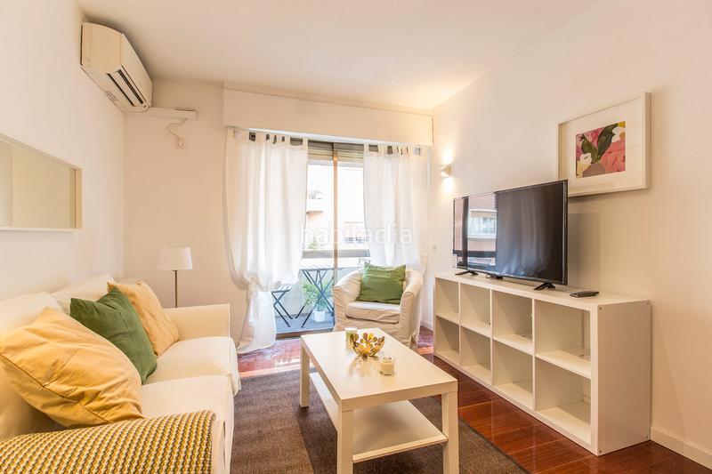 Foto a88fd875-1891-4109-a36f-dfa444c563bb. Alquiler piso alegre y luminoso aptto. ext., planta 3ª, céntrico, 3 dorm. , 2 aseos, terraza, amueblado, cocina completa; servicio de portería en Madrid