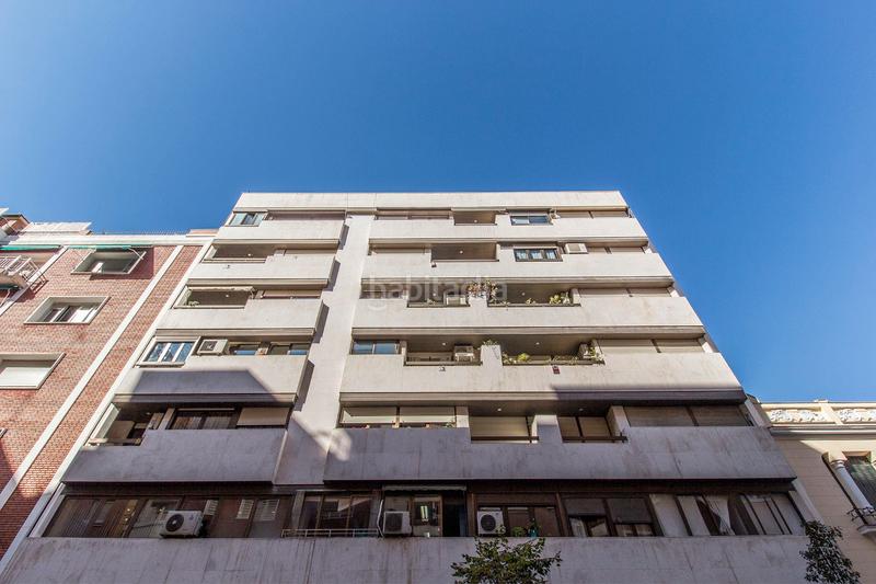 Foto f8ec8314-a029-4eaf-a9a5-ca6dc5a8f71a. Alquiler piso alegre y luminoso aptto. ext., planta 3ª, céntrico, 3 dorm. , 2 aseos, terraza, amueblado, cocina completa; servicio de portería en Madrid