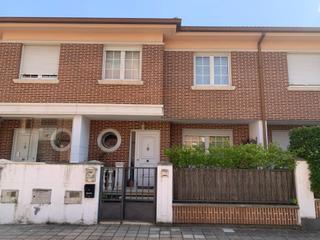 Maison à Parque Alameda - Paula López. Adosado en venta en pza. maragatería paula lópez