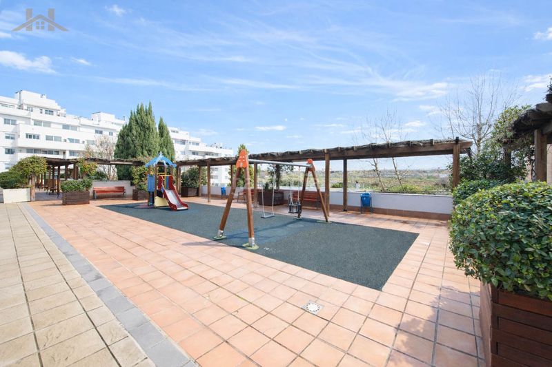 Foto 8d647161-11ff-4348-b94a-026913099e47. Àtic amb piscina a Parque Oeste-Fuente Cisneros Alcorcón