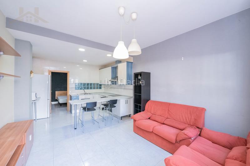 Foto c1a5f20e-3d63-4c32-be47-f738bef82684. Planta baja piso en venta en calle coronel de palma en Móstoles