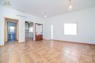 Etagenwohnung  Calle león. Piso en venta en calle león