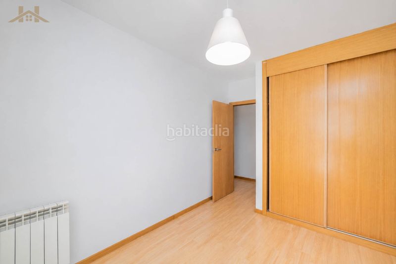 Foto ada8e2b3-9e5b-40ac-a5ed-da243624a6f5. Pis amb aparcament piscina a Sur - PAU 4 Móstoles