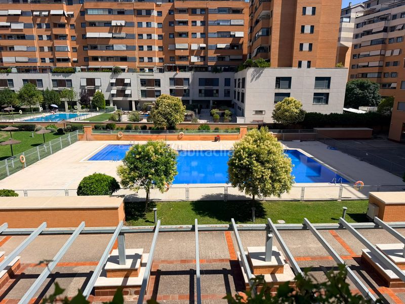 Foto b5a98b27-76ab-440d-9dd7-5173b552fe64. Àtic amb calefacció piscina a Parque Oeste-Fuente Cisneros Alcorcón