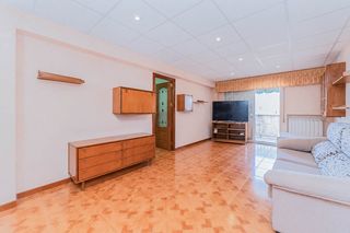 Pis  Calle pintor ribera. Hogares móstoles vende en exclusiva magnífica vivienda con orien