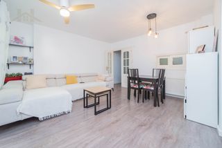 Etagenwohnung in Suroeste - Zona Hospital