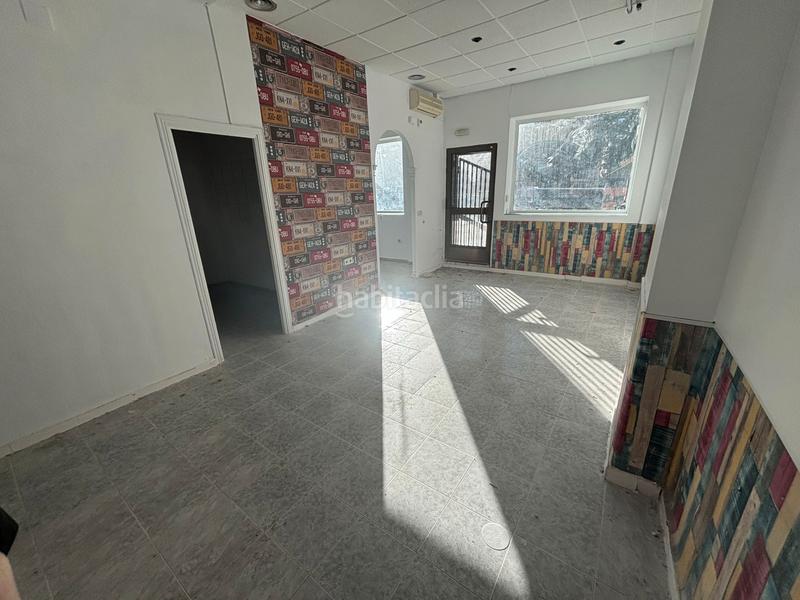 Foto 877ad605-7535-4316-ae3b-f84d8aa6fff4. Local comercial ¡hogares mostoles pone a la venta este excelente local! en Móstoles