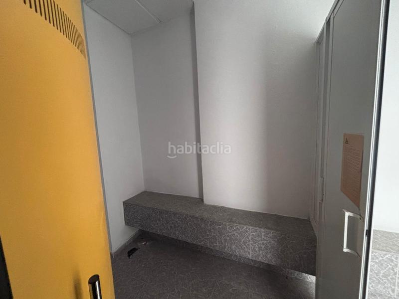 Foto bda1b846-0393-470d-b364-0c0a2dedbbf6. Local comercial ¡hogares mostoles pone a la venta este excelente local! en Móstoles