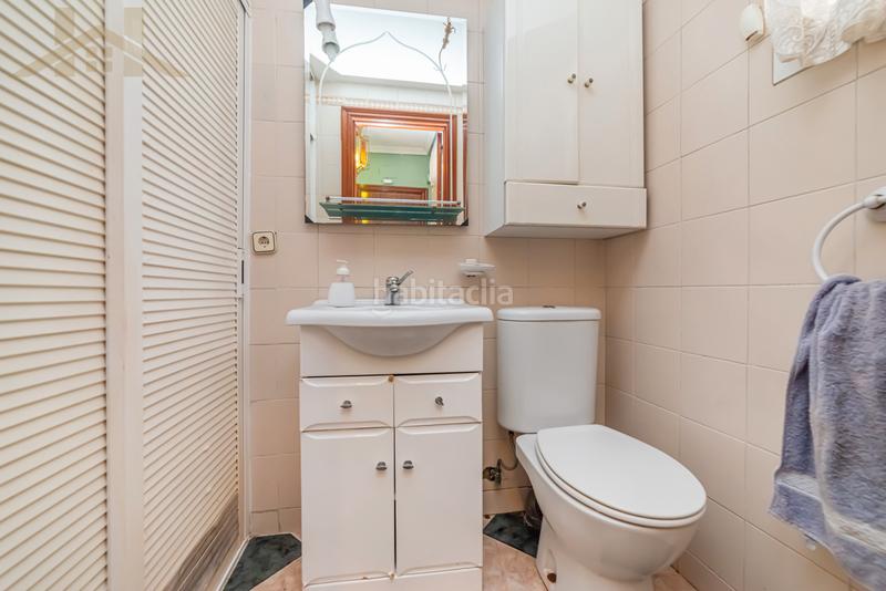 Foto 150d65a0-0d52-4ad4-9ce9-31769298ded1. Chalet  adosado en venta en calle tulipán en Móstoles