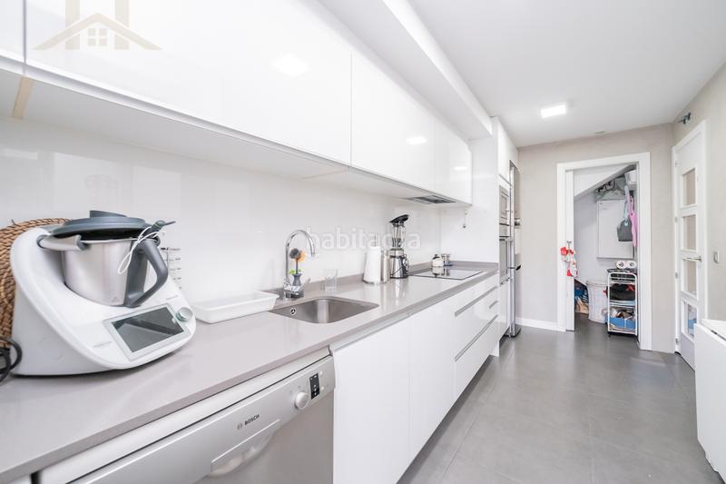 Foto b629d243-596d-462e-894e-8d72aca35afb. Semi detached house with heating parking in Sur - PAU 4 Móstoles